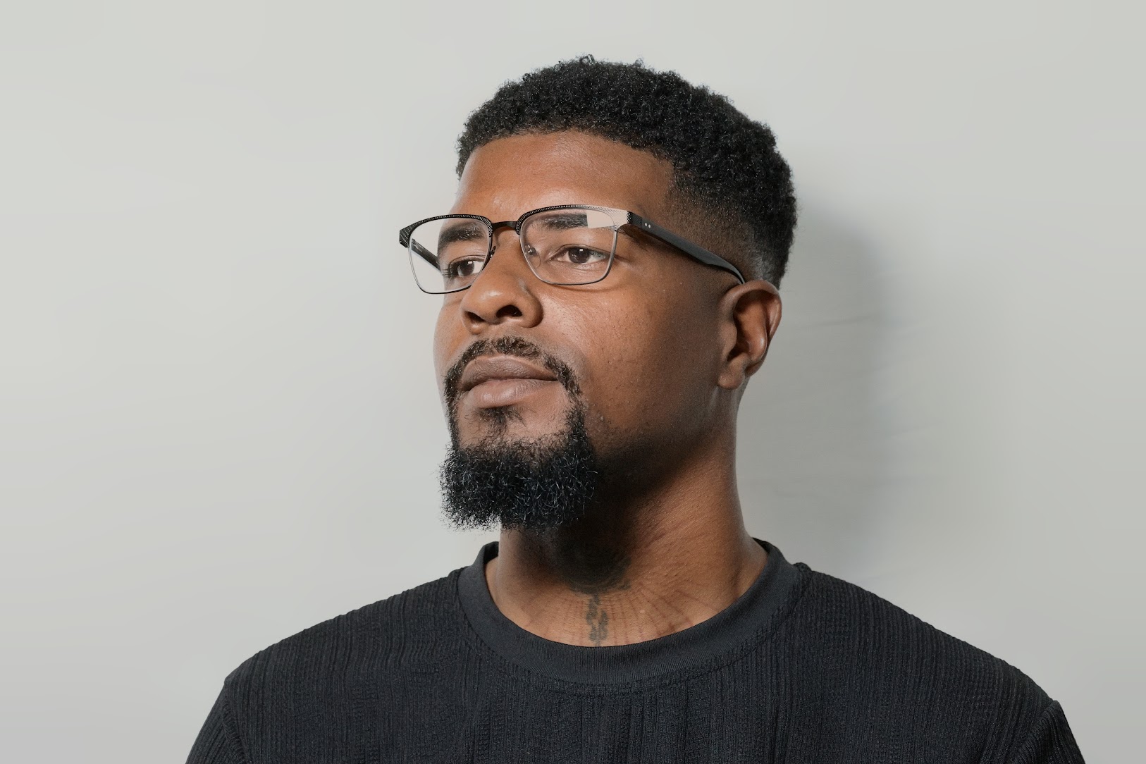 Ledarius Davis — owner and solo barber at The Head Sculptor, Carrollwood Tampa